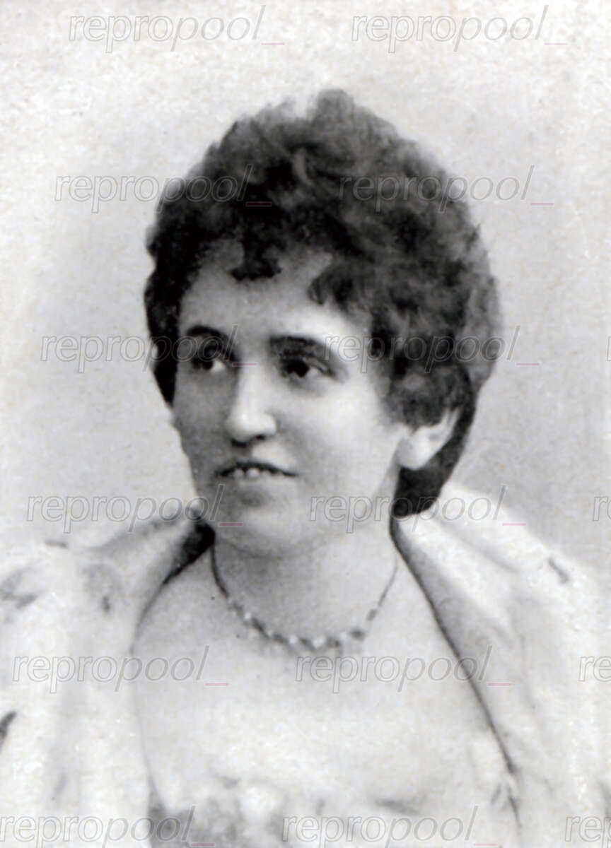 Adelina Sandow-Herms; Fotografie von unbekannter Hand (vor 1900)