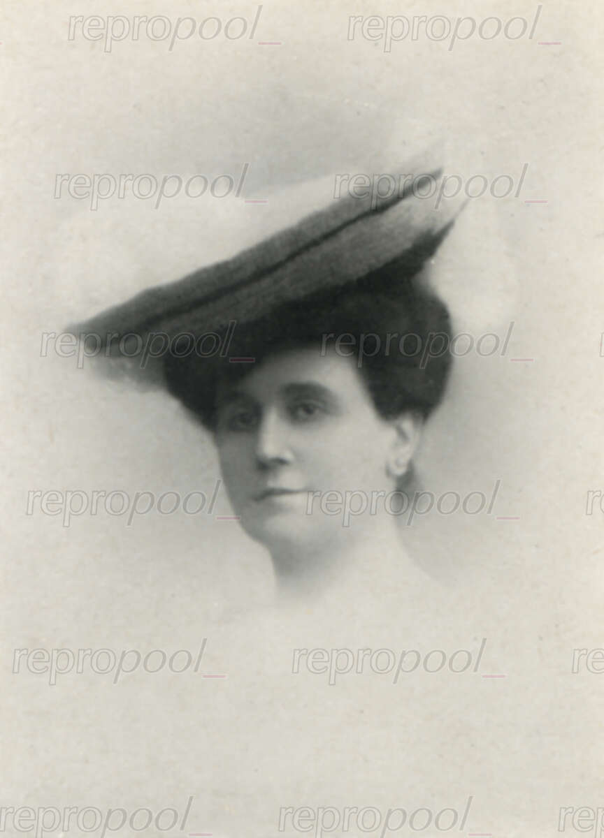 Mary Garnier; Fotografie von unbekannter Hand (vor 1909)