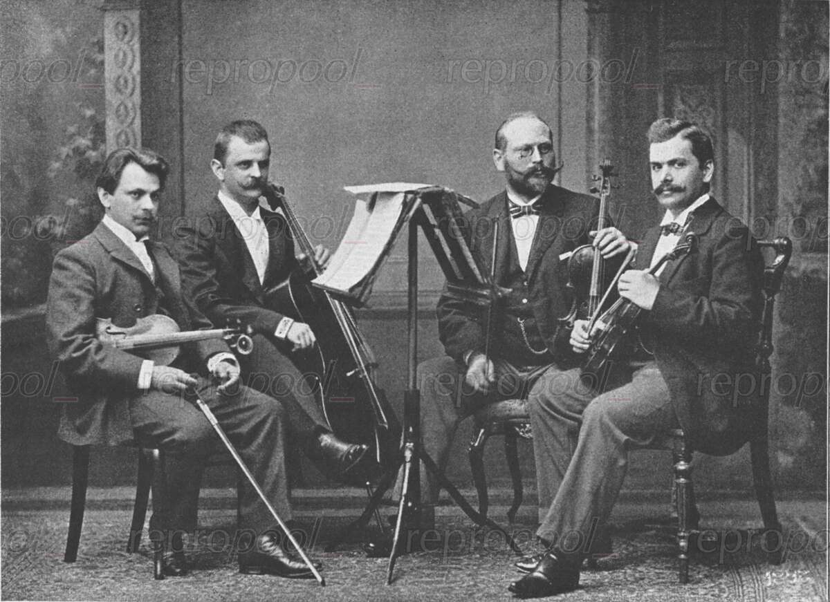 Das Lewinger-Quartett; Fotografie von unbekannter Hand (um 1998)